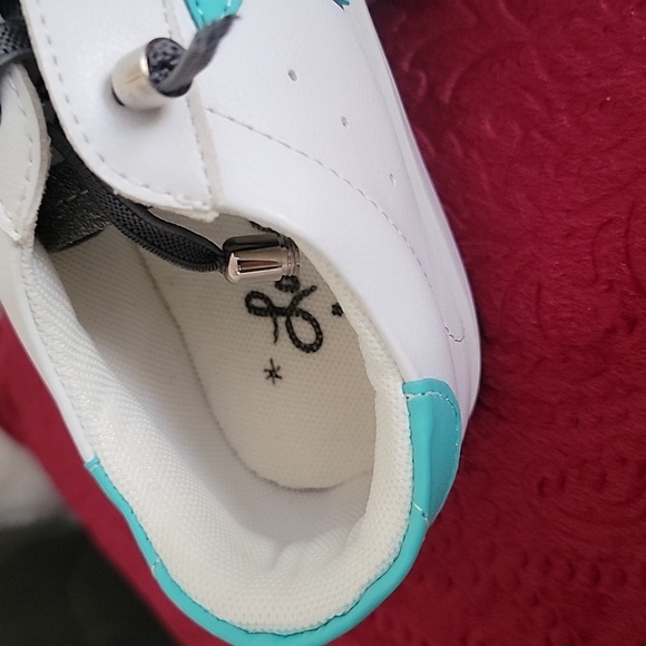 White Sneakers with Teal Star and Gray Accents - Picture 4 of 5